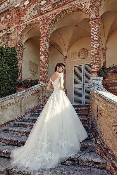 Minerva's bridal sale